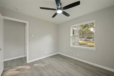 800 Sherwood Drive, Arlington, TX 76013 - Photo 16