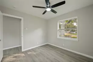 800 Sherwood Dr, Arlington, TX 76013 - Photo 16