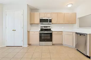 800 Ponselle Dr, Arlington, TX 76001 - Photo 6