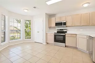 800 Ponselle Dr, Arlington, TX 76001 - Photo 8