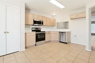 800 Ponselle Dr, Arlington, TX 76001 - Photo 26