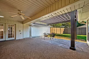 7723 Pennyburn Dr, Dallas, TX 75248 - Photo 34