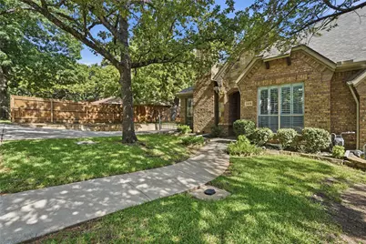 1408 Hampton Road, Grapevine, TX 76051 - Photo 2