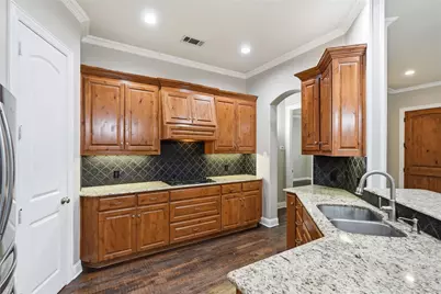 1408 Hampton Road, Grapevine, TX 76051 - Photo 8