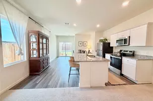 2104 Mdw Pk Dr, Melissa, TX 75454 - Photo 2