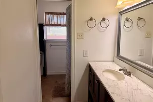 201 Collins Dr, Terrell, TX 75160 - Photo 14