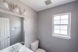 6604 N Chesterfield Dr, Fort Worth, TX 76179 - Photo 8