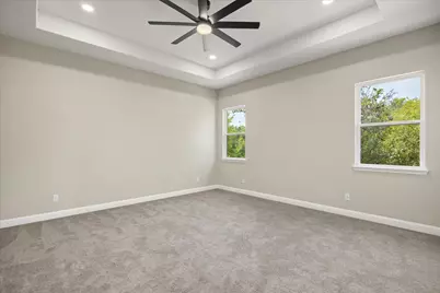 210 Knob Hill Drive, Granbury, TX 76048 - Photo 14