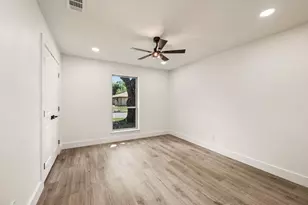 2405 Glenbrook Meadows Dr, Garland, TX 75040 - Photo 14