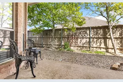 809 Lake Point Circle, McKinney, TX 75072 - Photo 32
