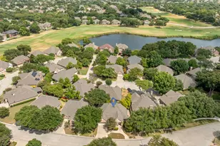 809 Lake Point Cir, McKinney, TX 75072 - Photo 1