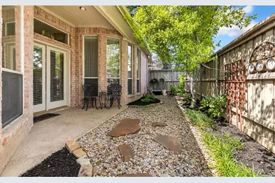 809 Lake Point Circle, McKinney, TX 75072 - Photo 34