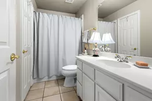 809 Lake Point Cir, McKinney, TX 75072 - Photo 8