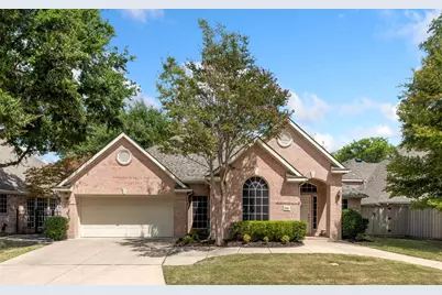 809 Lake Point Circle, McKinney, TX 75072 - Photo 1