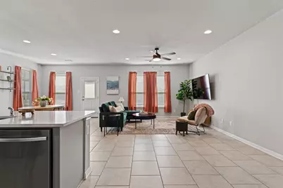 105 Kellys Heroes Way, Jarrell, TX 76537 - Photo 16