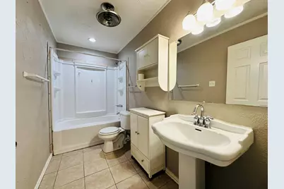 14255 Queens Chapel Road, Farmers Branch, TX 75234 - Photo 14