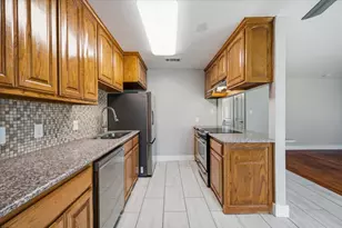 7220 Windhaven Rd, North Richland Hills, TX 76182 - Photo 8