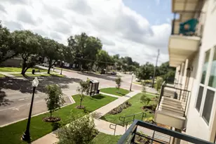 801 N Bishop Ave, Dallas, TX 75208 - Photo 2