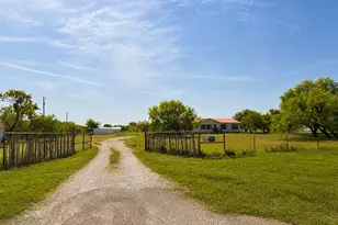 155 N Swanson Rd, Mineral Wells, TX 76067 - Photo 2