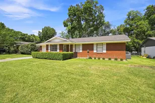 1420 Austin Dr, Ennis, TX 75119 - Photo 1