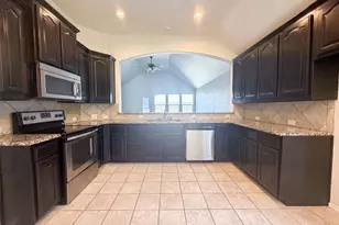 11920 Hassop Ln, Burleson, TX 76028 - Photo 2