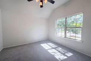 11920 Hassop Ln, Burleson, TX 76028 - Photo 12