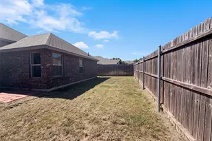 11920 Hassop Ln, Burleson, TX 76028 - Photo 20