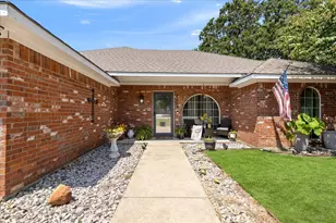 425 Legendary Ln, Gun Barrel City, TX 75156 - Photo 6