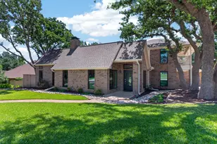 1515 Mission Hills Ln, Corinth, TX 76210 - Photo 2