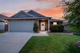8736 Copper River Dr, Fort Worth, TX 76131 - Photo 4