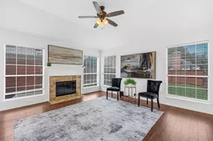 334 Touchdown Dr, Irving, TX 75063 - Photo 22