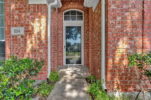 334 Touchdown Dr, Irving, TX 75063 - Photo 2