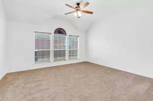 334 Touchdown Dr, Irving, TX 75063 - Photo 24