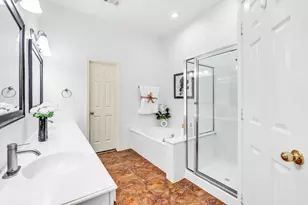 334 Touchdown Dr, Irving, TX 75063 - Photo 26