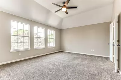 15704 Grove Crest Drive, Frisco, TX 75035 - Photo 14