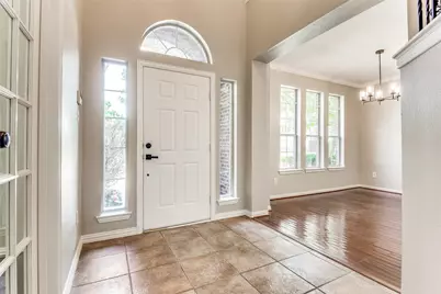 15704 Grove Crest Drive, Frisco, TX 75035 - Photo 2
