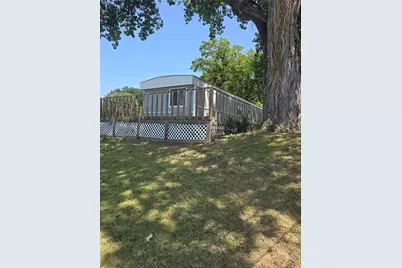 3903 Montgomery Drive, Granbury, TX 76049 - Photo 14