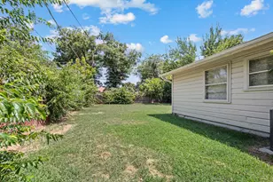 5213 Santa Rosa Dr, Haltom City, TX 76117 - Photo 22