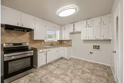 5213 Santa Rosa Drive, Haltom City, TX 76117 - Photo 12