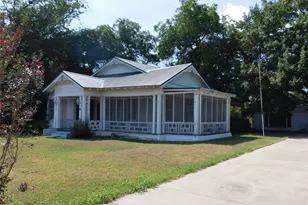 106 N 1st Street W, Dawson, TX 76639 - Photo 6