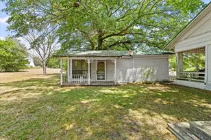 106 N 1st Street W, Dawson, TX 76639 - Photo 10