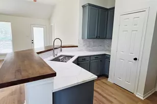 730 Mr Haney Dr, Midlothian, TX 76065 - Photo 14