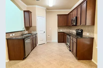 8920 Eastwood Avenue, Cross Roads, TX 76227 - Photo 10