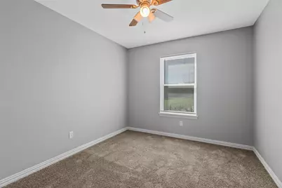 525-527 E Ball Street #525, Tom Bean, TX 75489 - Photo 8