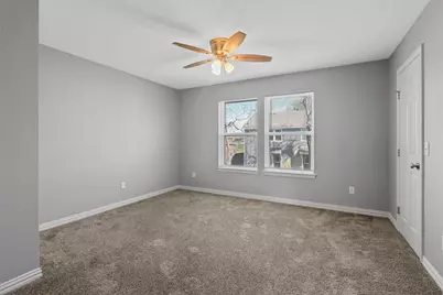 525-527 E Ball Street #525, Tom Bean, TX 75489 - Photo 10