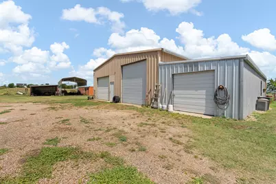 8648 B County Road 1128, Godley, TX 76044 - Photo 18