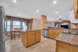 6610 Beryl Dr, Arlington, TX 76002 - Photo 12