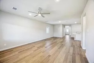 521 Towerglen Dr, McKinney, TX 75071 - Photo 10
