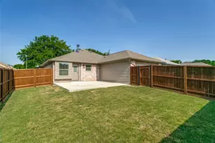 2212 Silverthorn Ln, Flower Mound, TX 75028 - Photo 6
