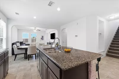 9125 Edenberry Lane, Fort Worth, TX 76179 - Photo 16